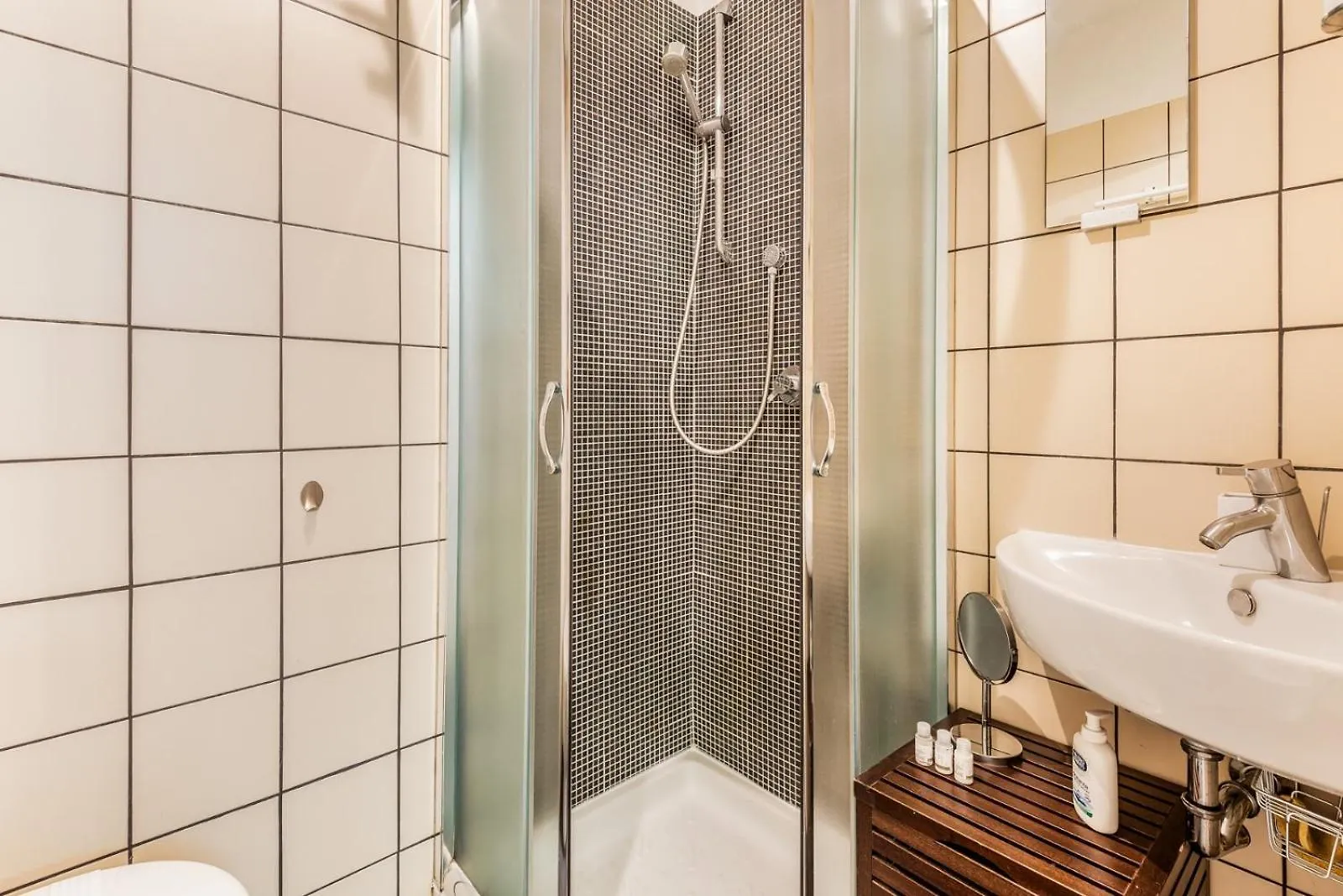 Apartment Pt.Venezia M1 In50M-Duomo10'-Stazione Centrale 9' Milan