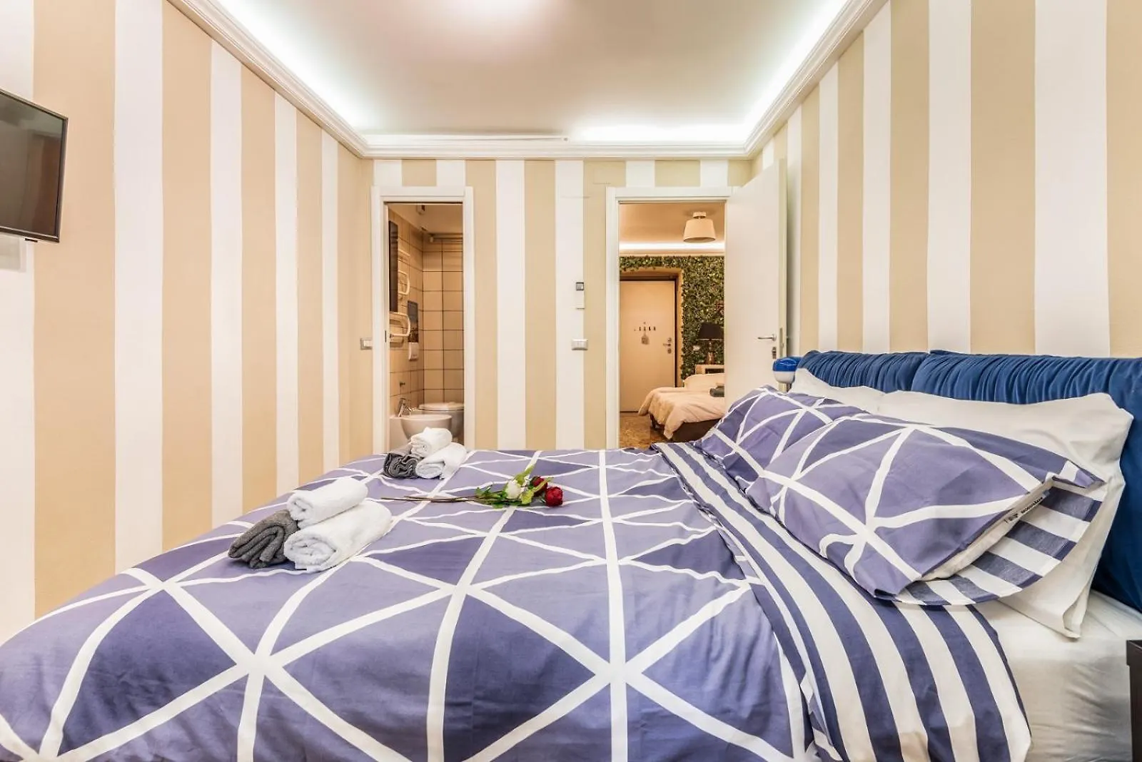 Apartment Pt.Venezia M1 In50M-Duomo10'-Stazione Centrale 9' Milan Italy